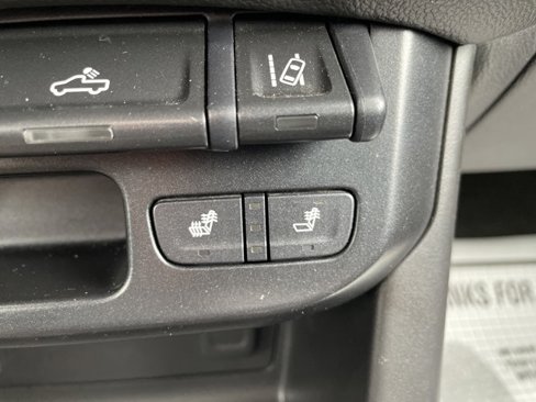 Used 2016 GMC Canyon SLT image 22