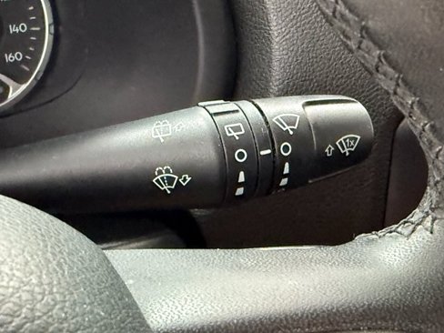 Used 2019 Jeep Renegade Latitude image 11