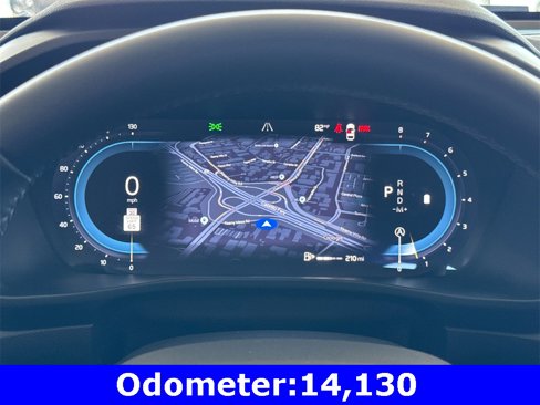 Certified 2025 Volvo XC40 B5 Plus image 24
