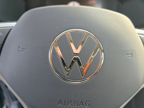 New 2025 Volkswagen Taos S image 38
