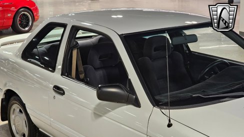 Used 1991 Nissan Sentra SE-R image 10