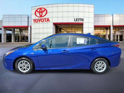 Used 2017 Toyota Prius Two image 8