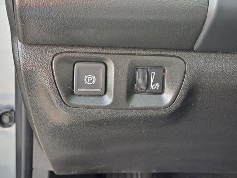 Used 2020 GMC Acadia SLE w/ LPO, Floor Liner Package image 9
