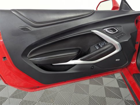 Used 2017 Chevrolet Camaro LT image 17