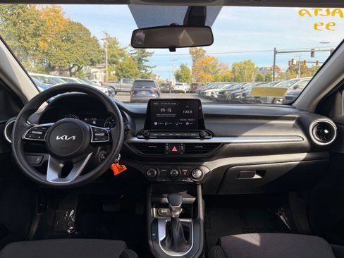 Used 2024 Kia Forte LXS image 18