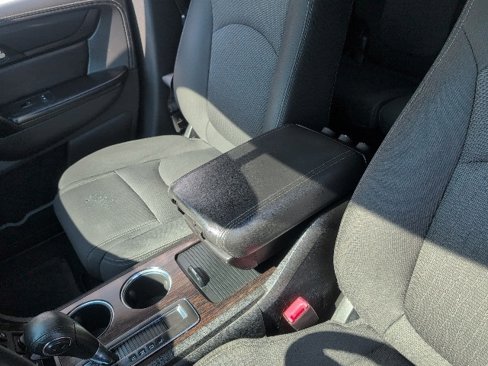 Used 2015 Chevrolet Traverse LT w/ Style and Technology Package image 27