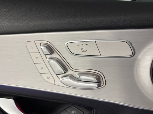 Used 2021 Mercedes-Benz GLC 300 w/ Premium Package image 35