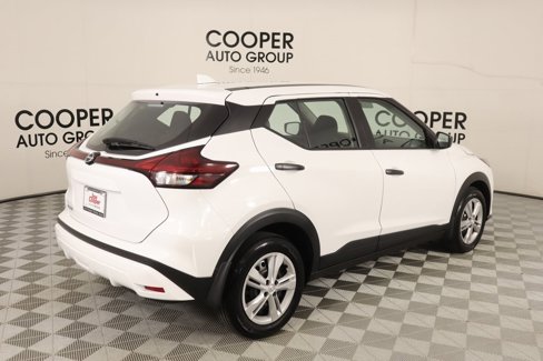 Used 2024 Nissan Kicks S image 19