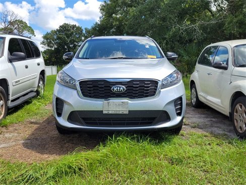 Used 2019 Kia Sorento S image 2