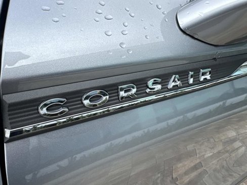 Used 2021 Lincoln Corsair FWD image 9