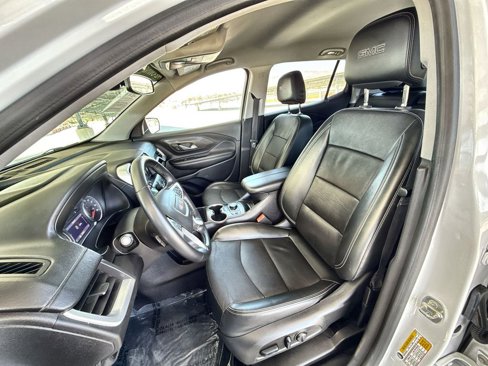 Used 2022 GMC Terrain SLT w/ Tech Package image 19