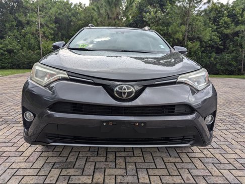 Used 2018 Toyota RAV4 Limited image 2
