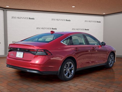 Certified 2023 Honda Accord EX image 8