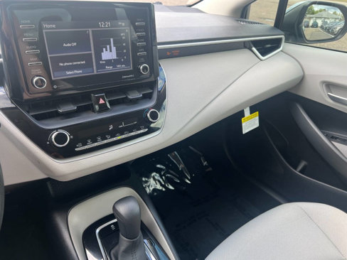 Used 2021 Toyota Corolla L image 13