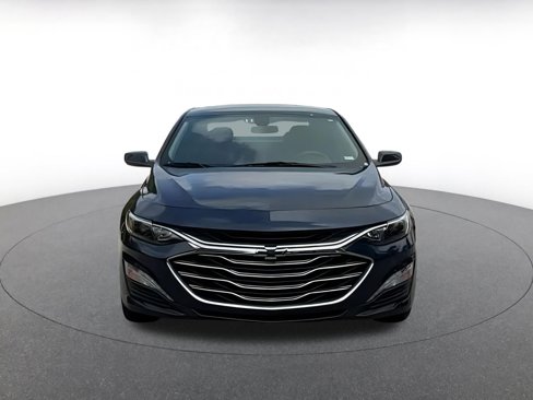 Used 2022 Chevrolet Malibu LT image 2