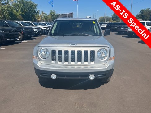 Used 2011 Jeep Patriot Latitude image 2