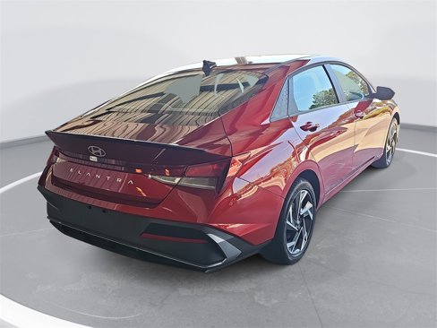New 2025 Hyundai Elantra Sport image 5