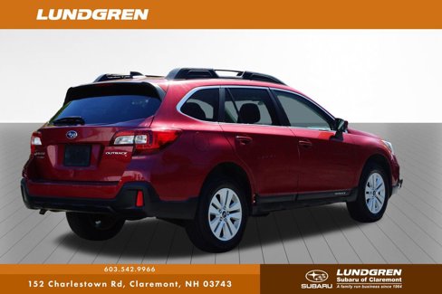 Used 2018 Subaru Outback 2.5i Premium image 3