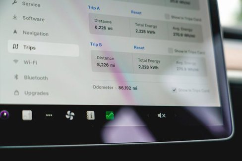 Used 2018 Tesla Model 3 Long Range image 28