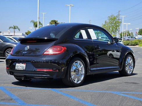 Used 2018 Volkswagen Beetle 2.0T SE w/ SE Premium Package image 15