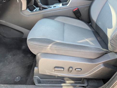 Used 2018 Ford Escape SE image 3