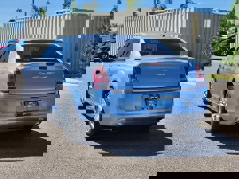 Used 2012 Chrysler 300 image 7