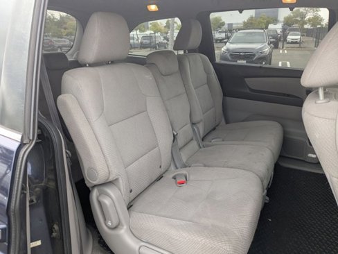 Used 2016 Honda Odyssey SE image 19