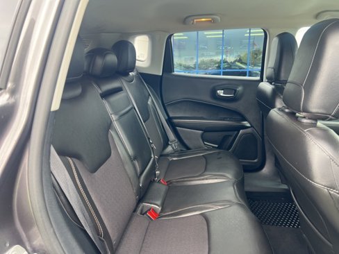 Used 2018 Jeep Compass Latitude w/ Popular Equipment Group image 36