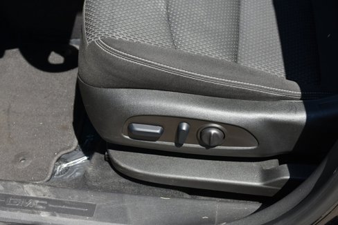 Used 2022 GMC Terrain SLE w/ Driver Convenience Package image 32