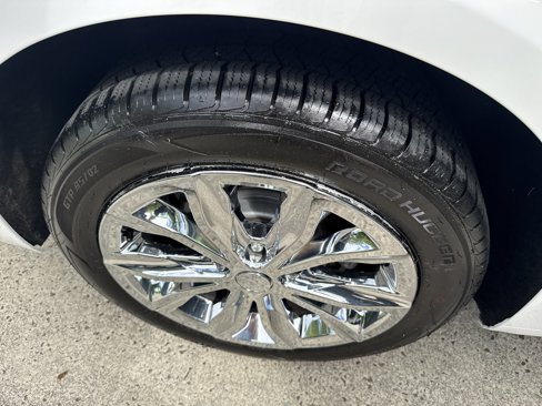 Used 2020 Chevrolet Malibu LT image 18