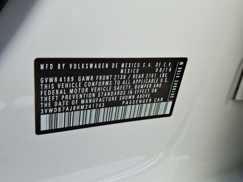 Used 2017 Volkswagen Jetta SE image 29