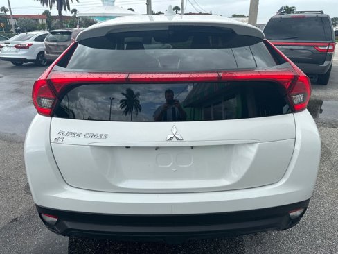 Used 2020 Mitsubishi Eclipse Cross ES image 5
