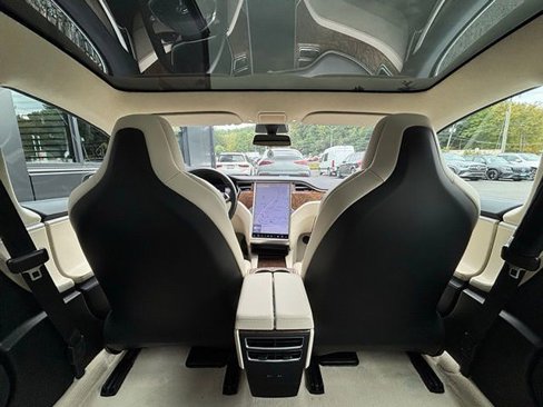 Used 2018 Tesla Model S 100D image 44