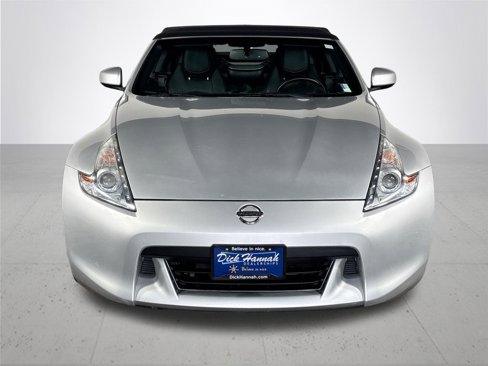 Used 2011 Nissan 370Z Touring w/ Sport Pkg image 3