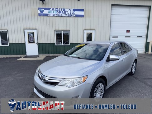 Used 2013 Toyota Camry LE image 2