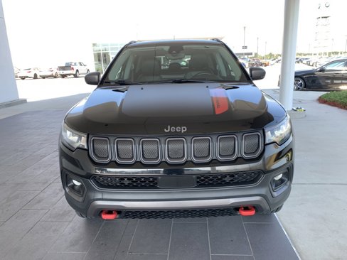 Used 2022 Jeep Compass Trailhawk w/ Trailhawk Convenience Group image 2