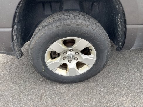 Used 2021 RAM 1500 Big Horn image 16