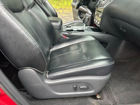 Used 2017 Nissan Pathfinder SL image 37