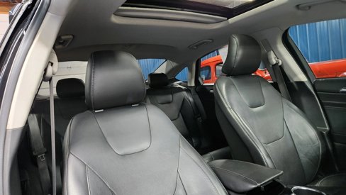 Used 2016 Ford Fusion Titanium image 14