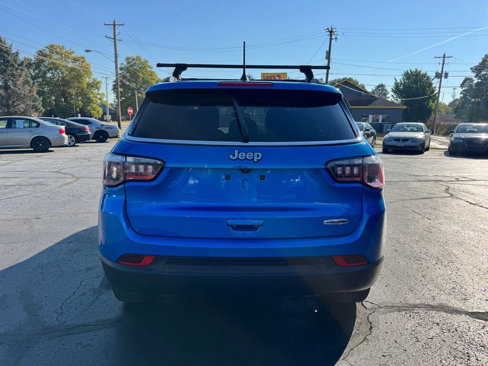 Used 2018 Jeep Compass Latitude w/ Popular Equipment Group image 8
