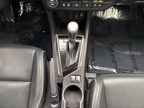 Used 2016 Toyota Corolla S Premium image 16