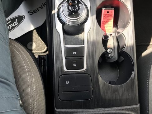 Certified 2021 Ford Escape SE image 13