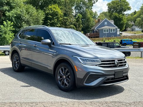Used 2022 Volkswagen Tiguan SE image 5