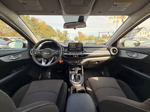 Used 2024 Kia Forte LXS image 17