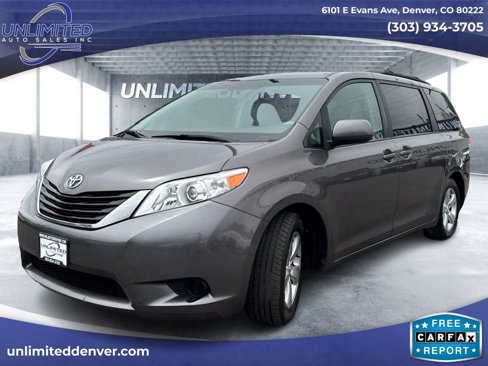 Used 2014 Toyota Sienna LE image 8