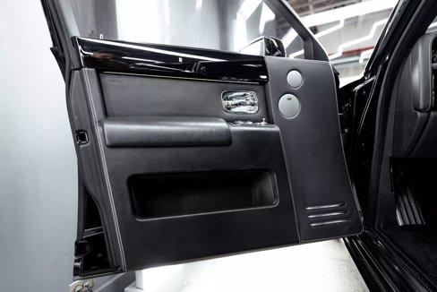 Used 2007 Rolls-Royce Phantom Sedan image 22