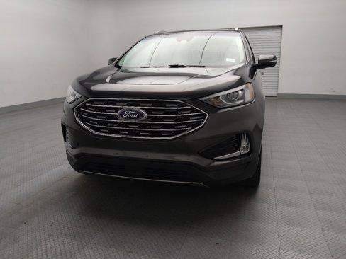 Used 2019 Ford Edge Titanium image 15