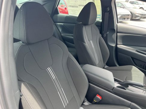 New 2025 Hyundai Elantra Sport image 33
