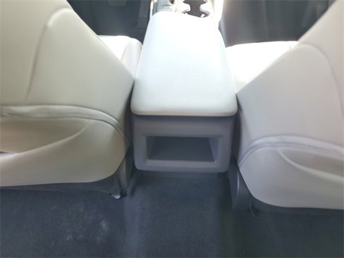 Used 2024 Toyota Camry SE image 13