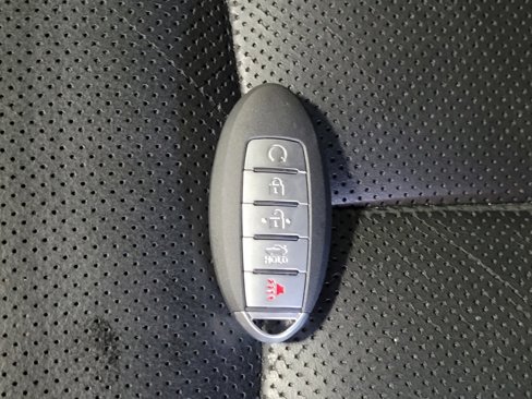 Used 2018 Nissan Rogue SL w/ Premium Package image 32